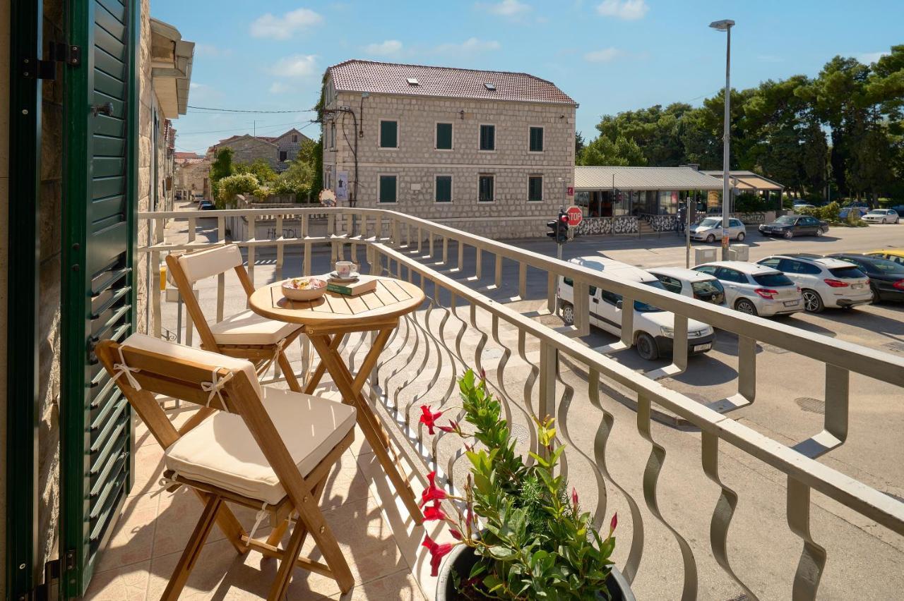 Zora Residence Kastela Exterior photo